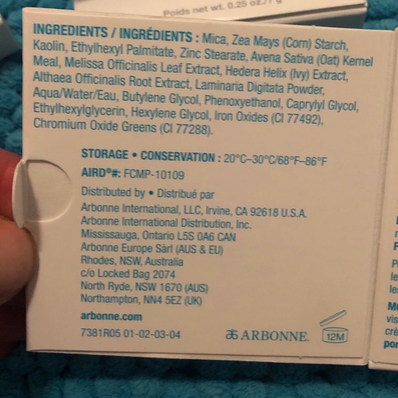 NEW Arbonne Mattifying Powder - Picture 3 of 6